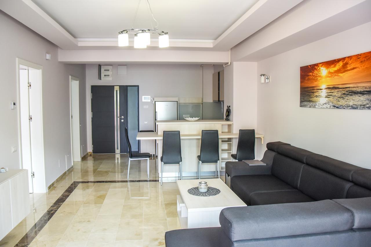 Sns Apartament In Vila Sophia มามายา ภายนอก รูปภาพ
