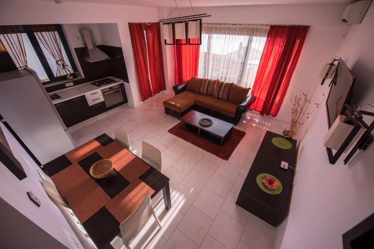 Sns Apartament In Vila Sophia มามายา ภายนอก รูปภาพ